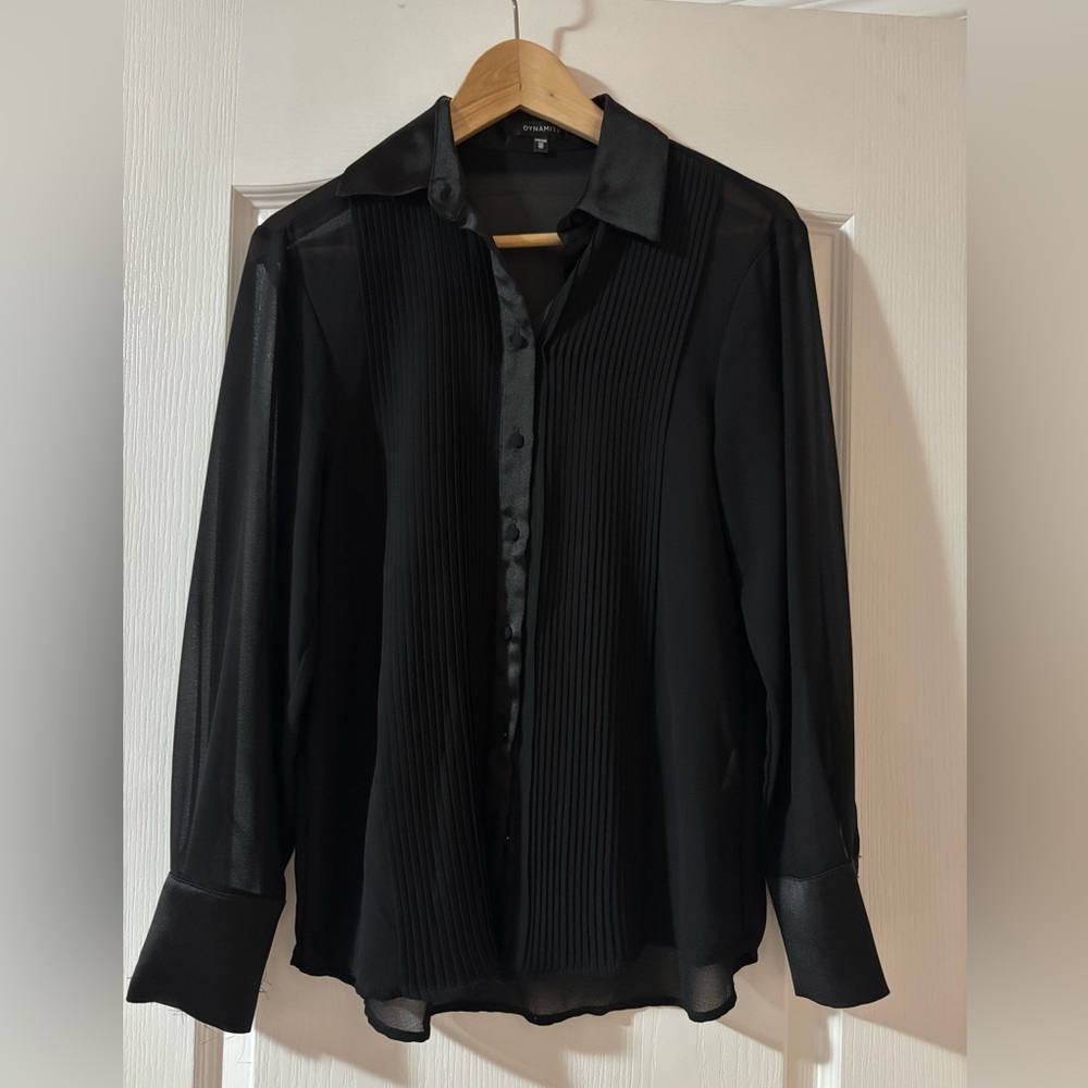 Dynamite Black Button-Up Blouse